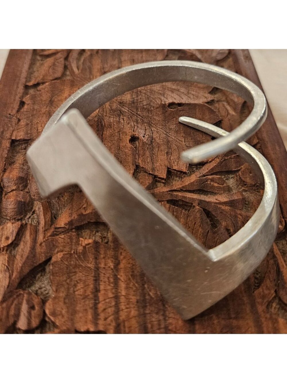 VINTAGE FROM 80'S PATRICIA FIELDS SHOP Silver-Tone Abstract Cuff Bracelet